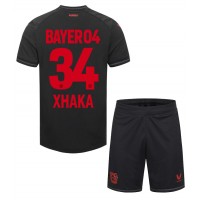 Camiseta Bayer Leverkusen Granit Xhaka #34 Primera Equipación Replica 2023-24 para niños mangas cortas (+ Pantalones cortos)